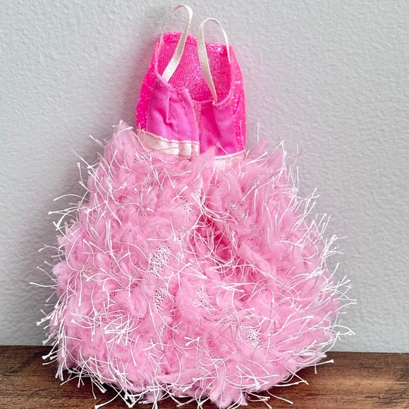 BARBIE Doll Fashion Glitter Spaghetti Strap Pink Dress Puffy Fluffy Gown Bow - Picture 4 of 7